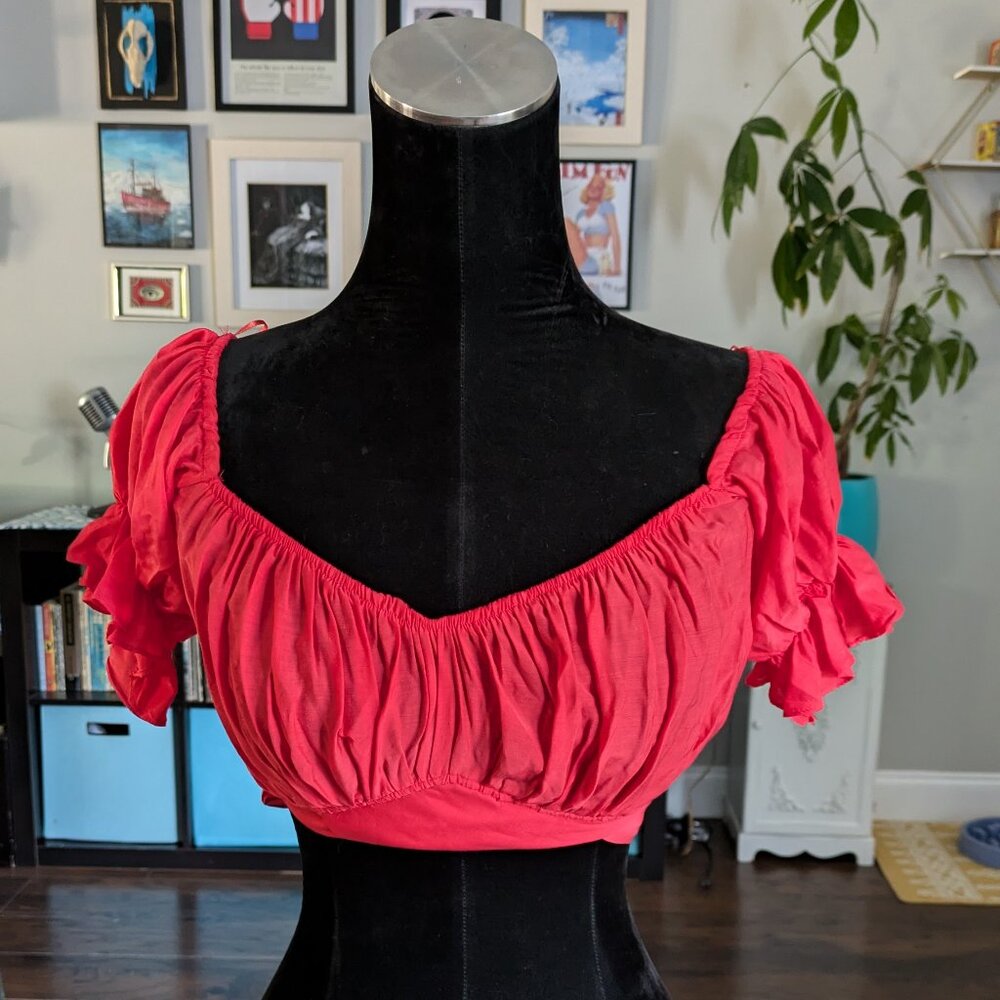 Sexy Red Turkish Crop Top EUR 38